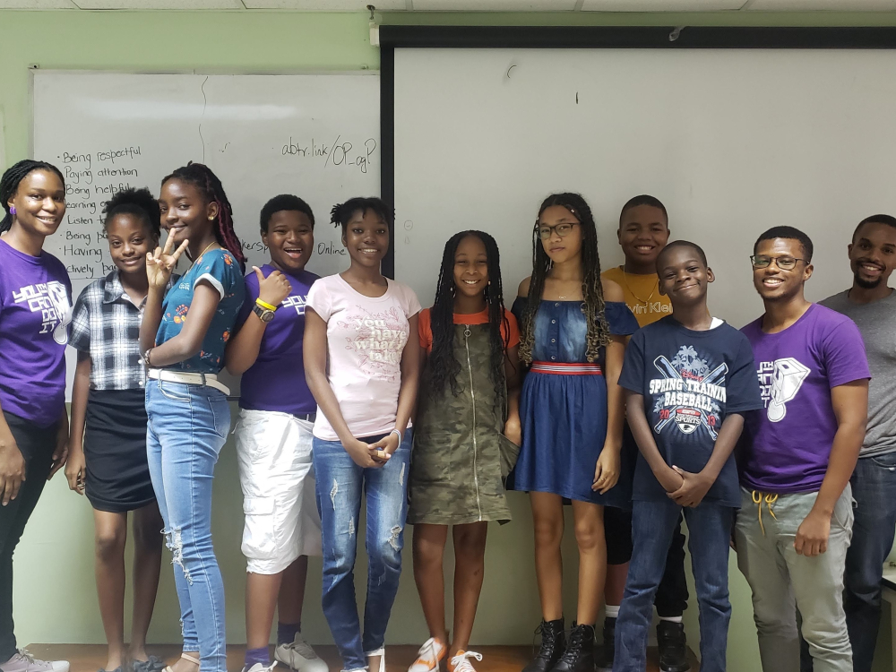 Line of young people from Jamaican school